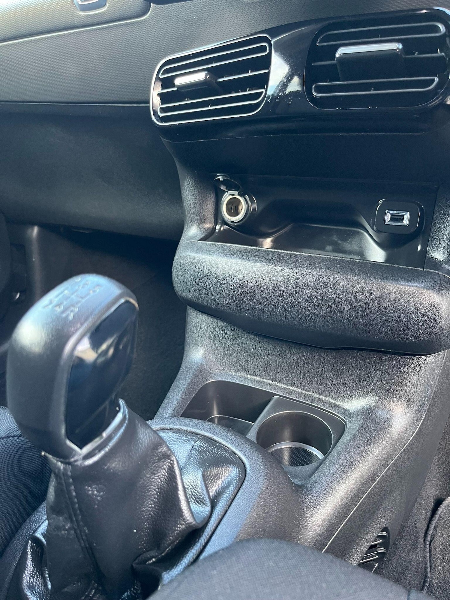 Used Citroen C4 Cactus 2015 for sale - 76715065: Photo 24