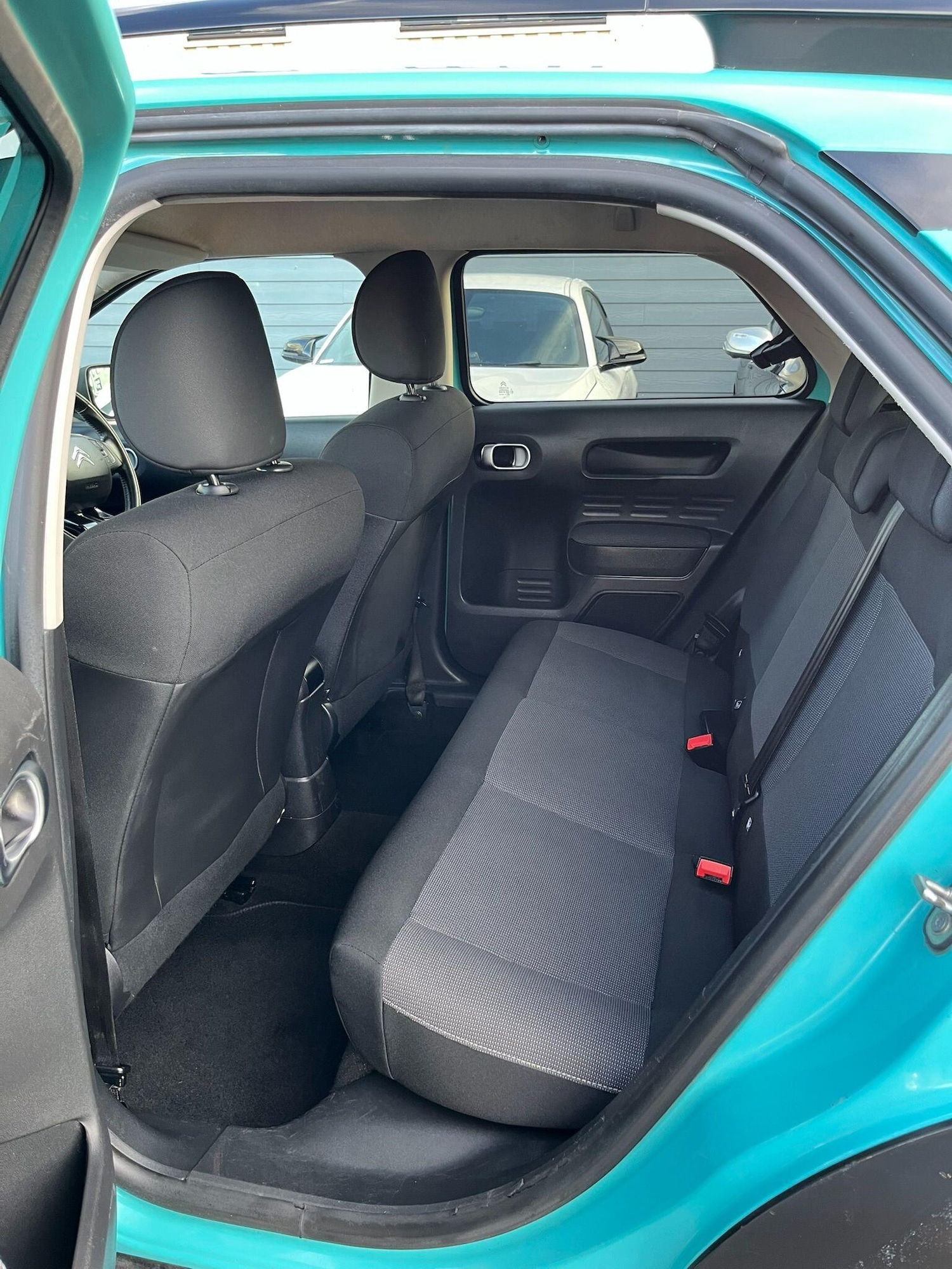 Used Citroen C4 Cactus 2015 for sale - 76715065: Photo 29