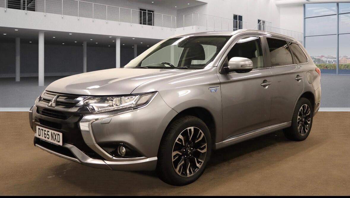 Used Mitsubishi Outlander 2016 for sale - 76440676: Photo 3