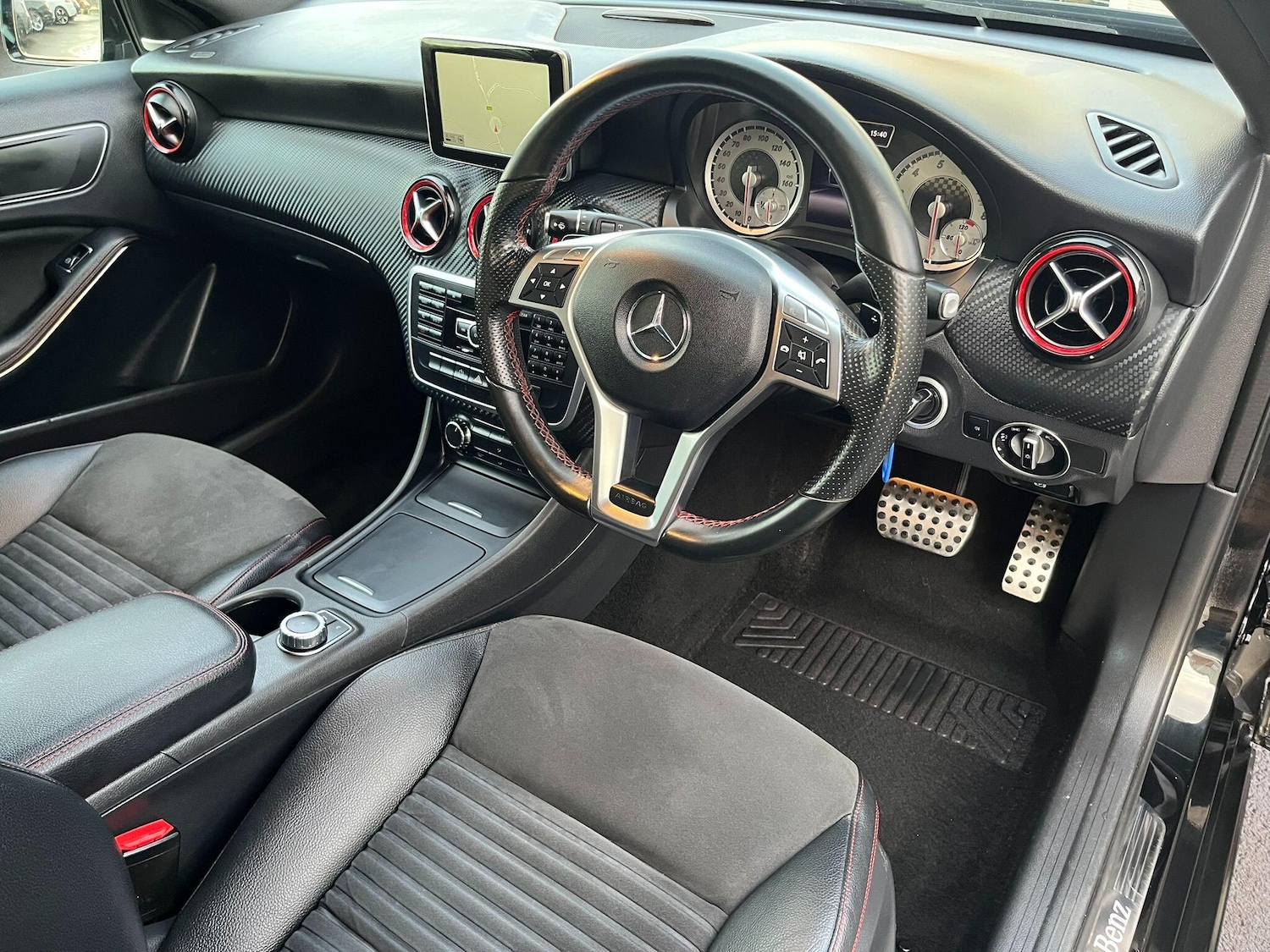 Used Mercedes-Benz A-Class 2014 for sale - 77131016: Photo 11