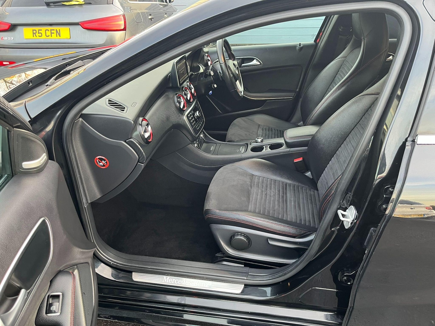 Used Mercedes-Benz A-Class 2014 for sale - 77131016: Photo 27