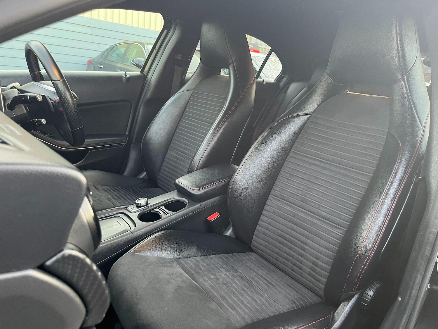 Used Mercedes-Benz A-Class 2014 for sale - 77131016: Photo 30