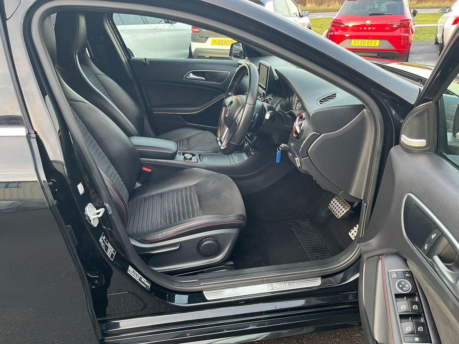 Used Mercedes-Benz A-Class 2014 for sale - 77131016: Photo 9