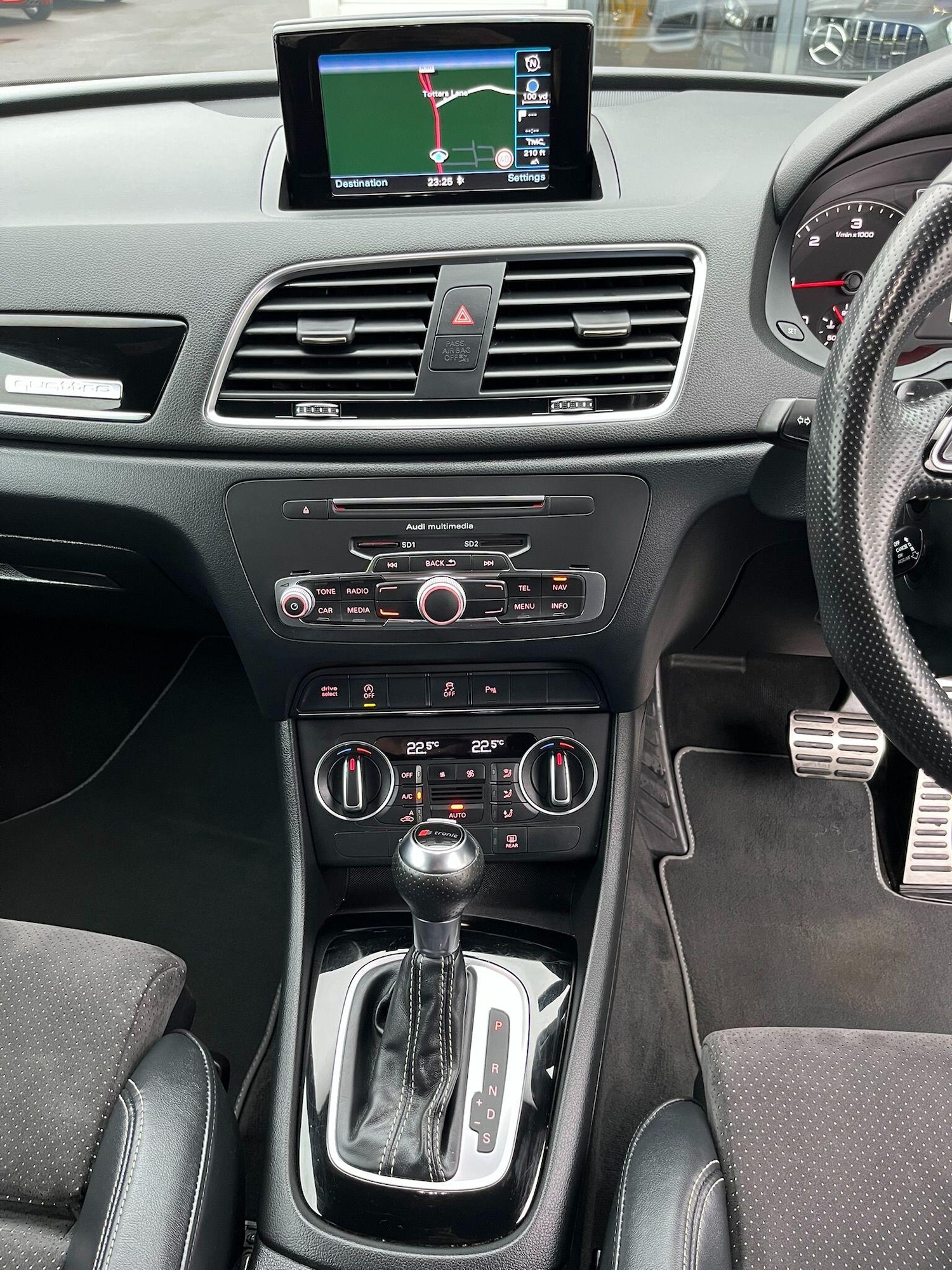 Used Audi Q3 2017 for sale - 76976332: Photo 21