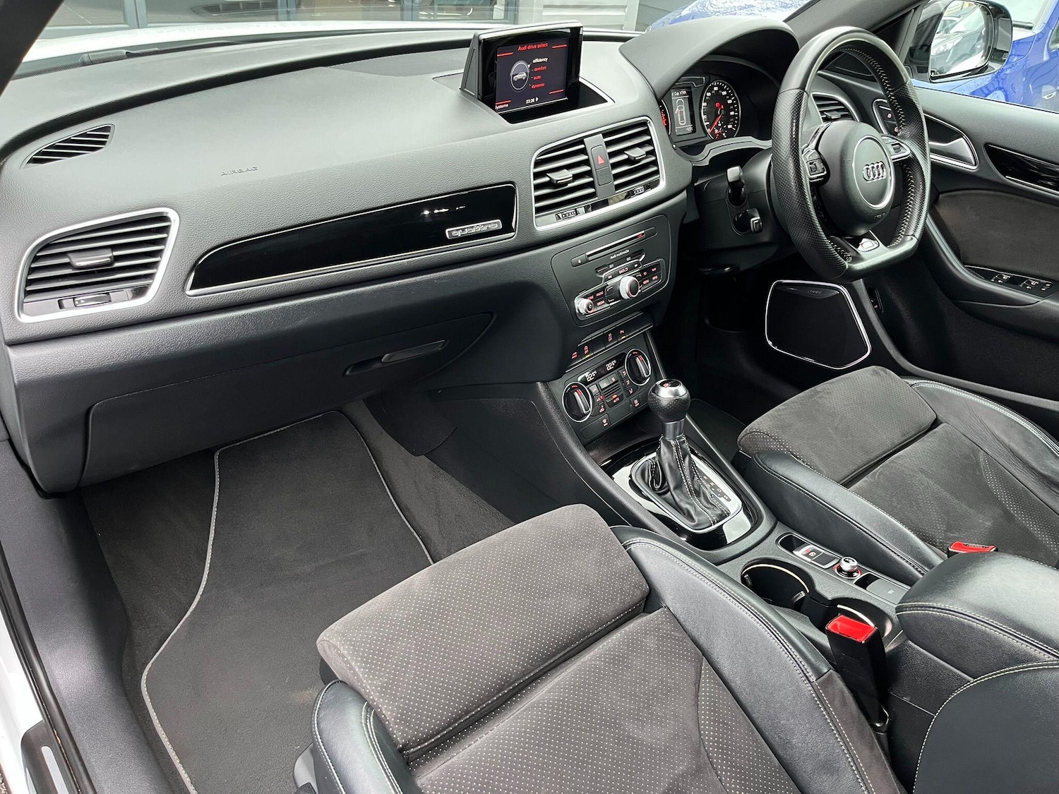 Used Audi Q3 2017 for sale - 76976332: Photo 29