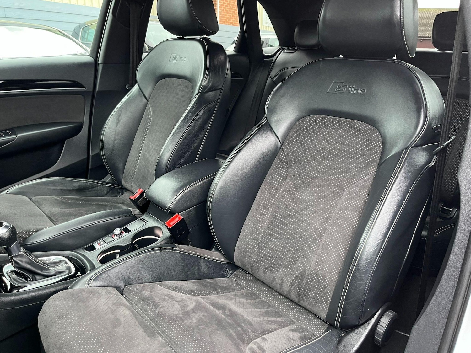 Used Audi Q3 2017 for sale - 76976332: Photo 30