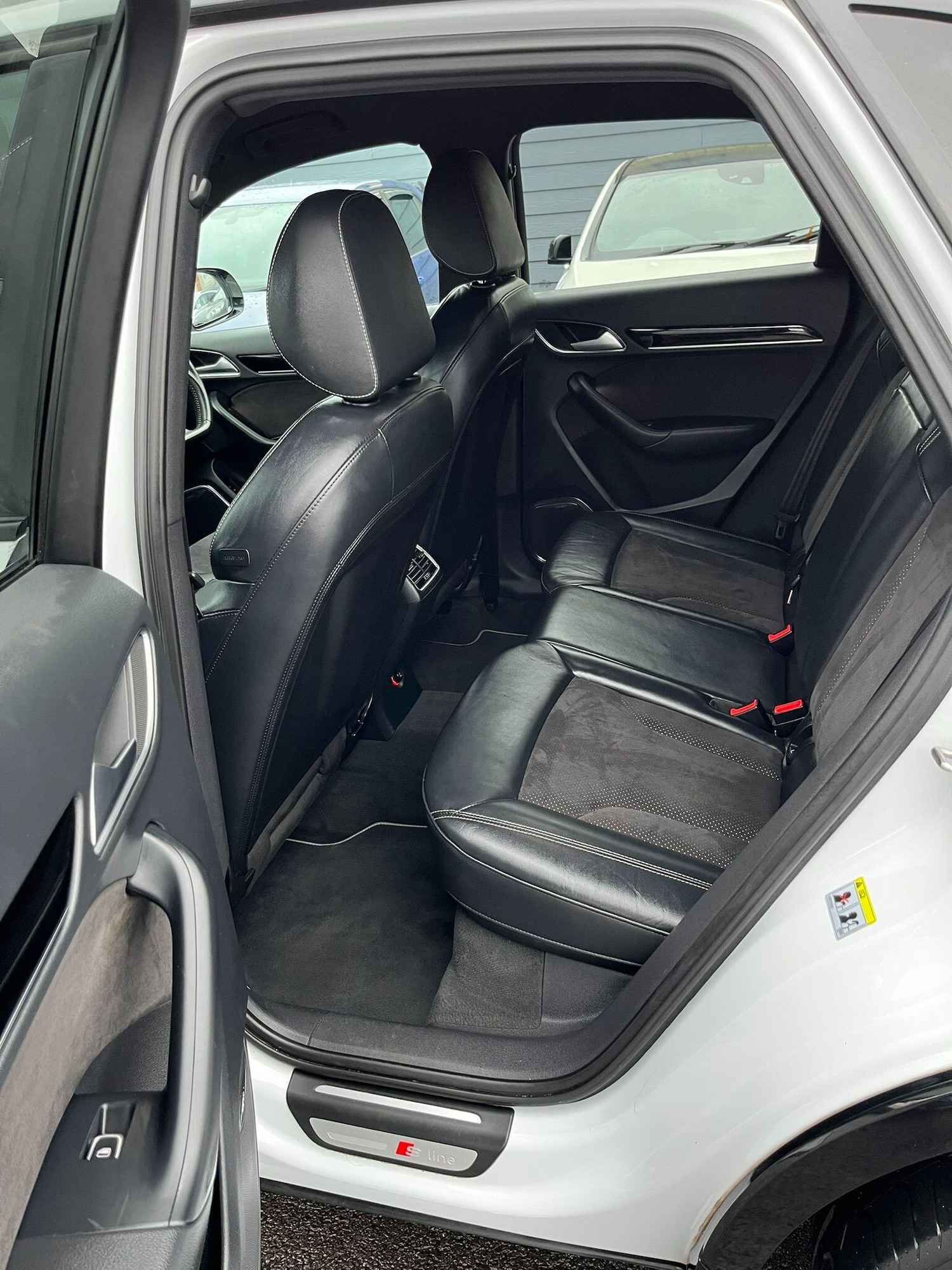 Used Audi Q3 2017 for sale - 76976332: Photo 31