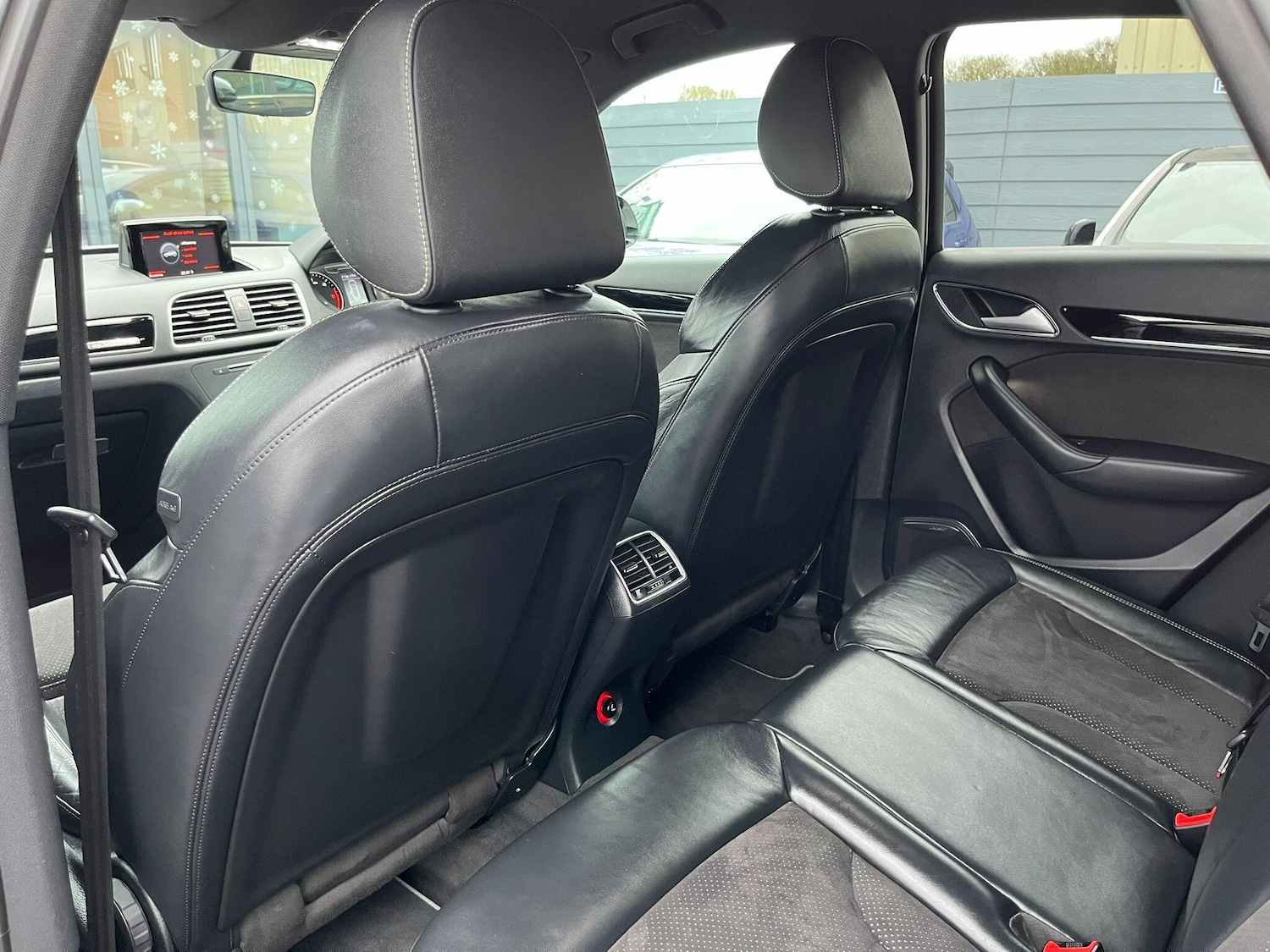 Used Audi Q3 2017 for sale - 76976332: Photo 33