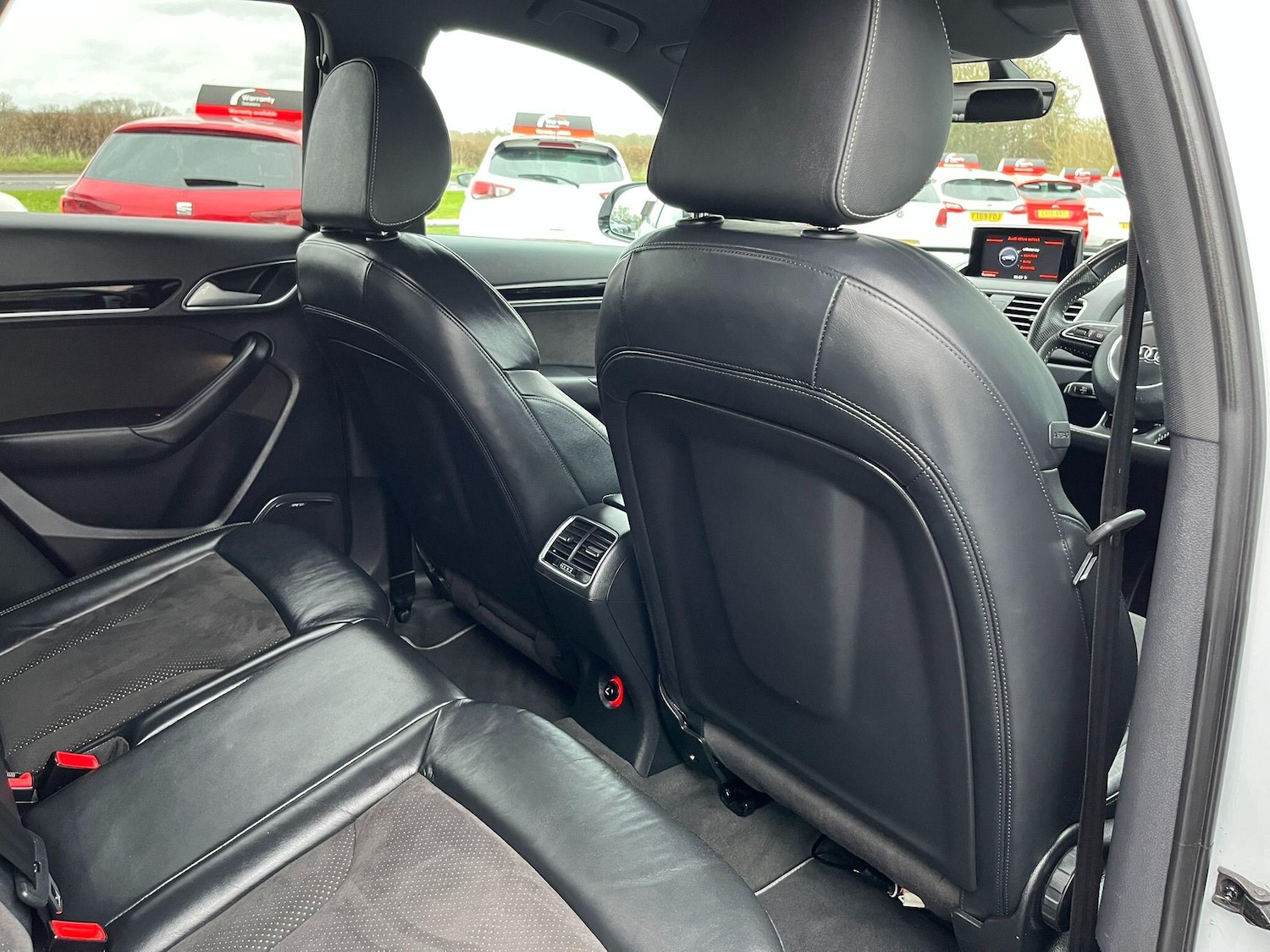 Used Audi Q3 2017 for sale - 76976332: Photo 36