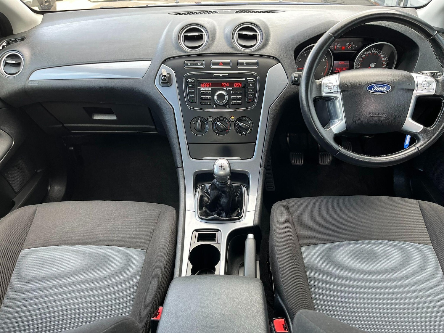 Used Ford Mondeo 2014 for sale - 76199708: Photo 14