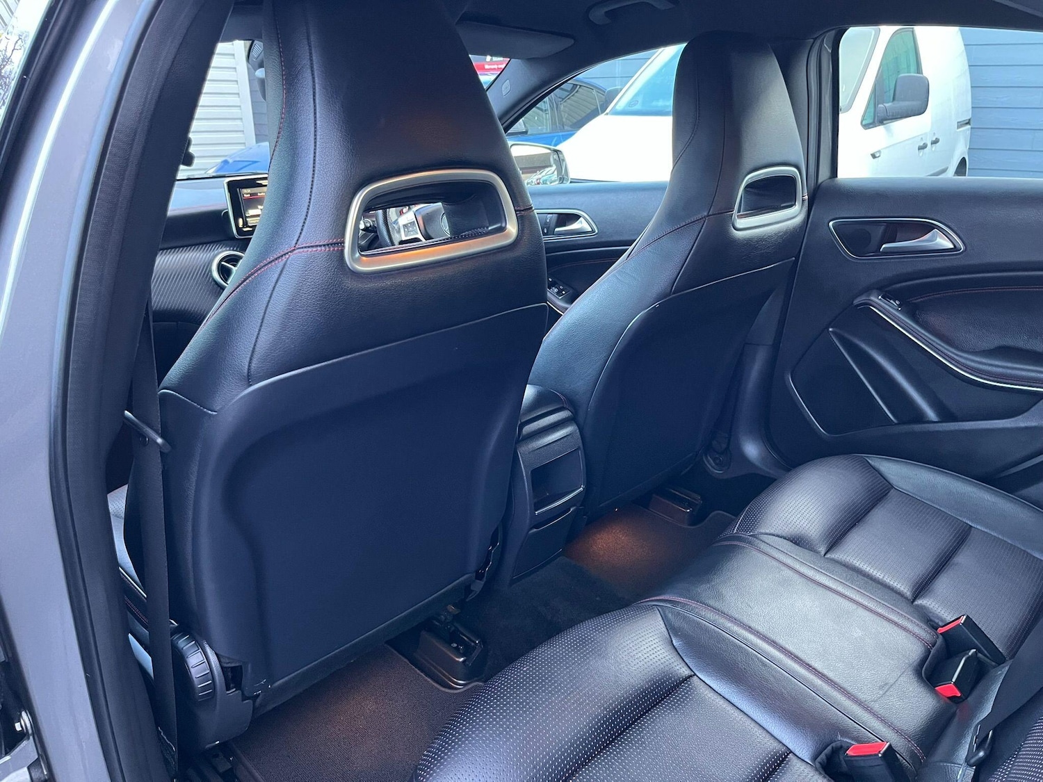 Used Mercedes-Benz A-Class 2013 for sale - 76926986: Photo 28