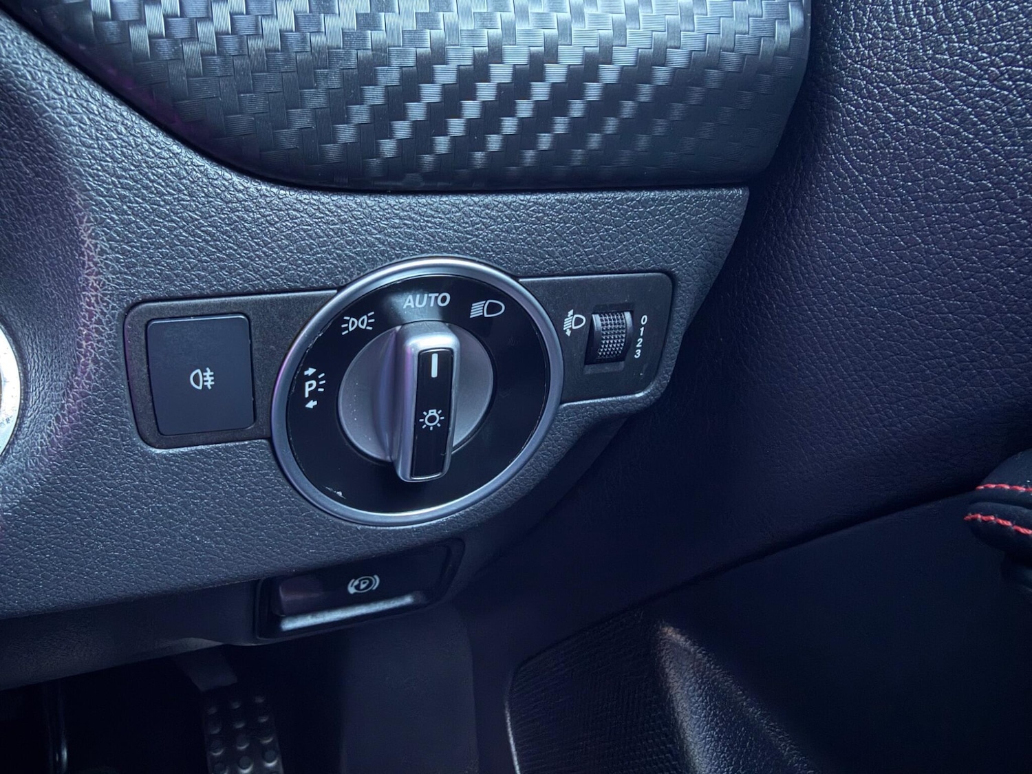 Used Mercedes-Benz A-Class 2013 for sale - 77396427: Photo 20