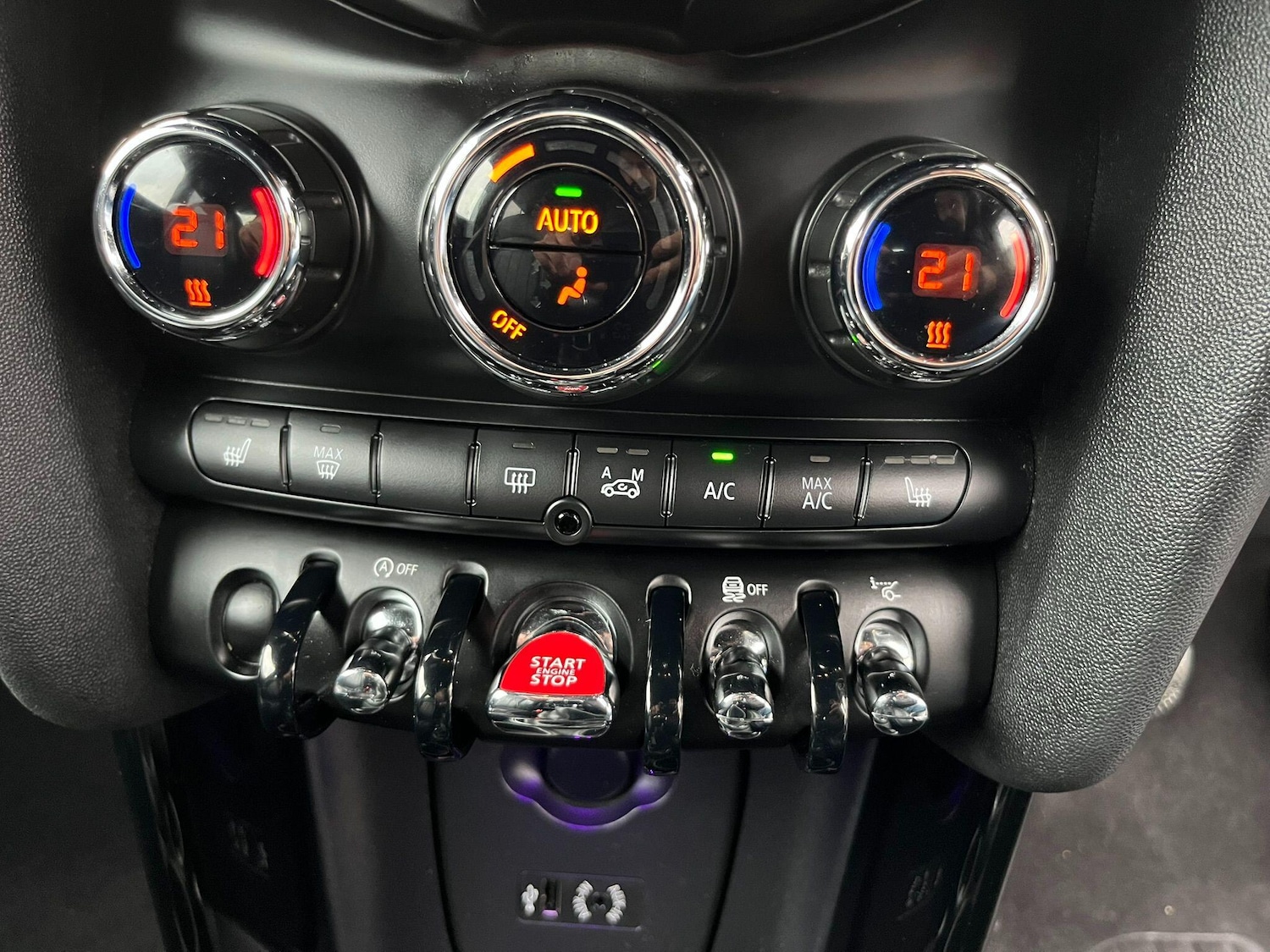 Used MINI Hatch 2017 for sale - 76989509: Photo 26