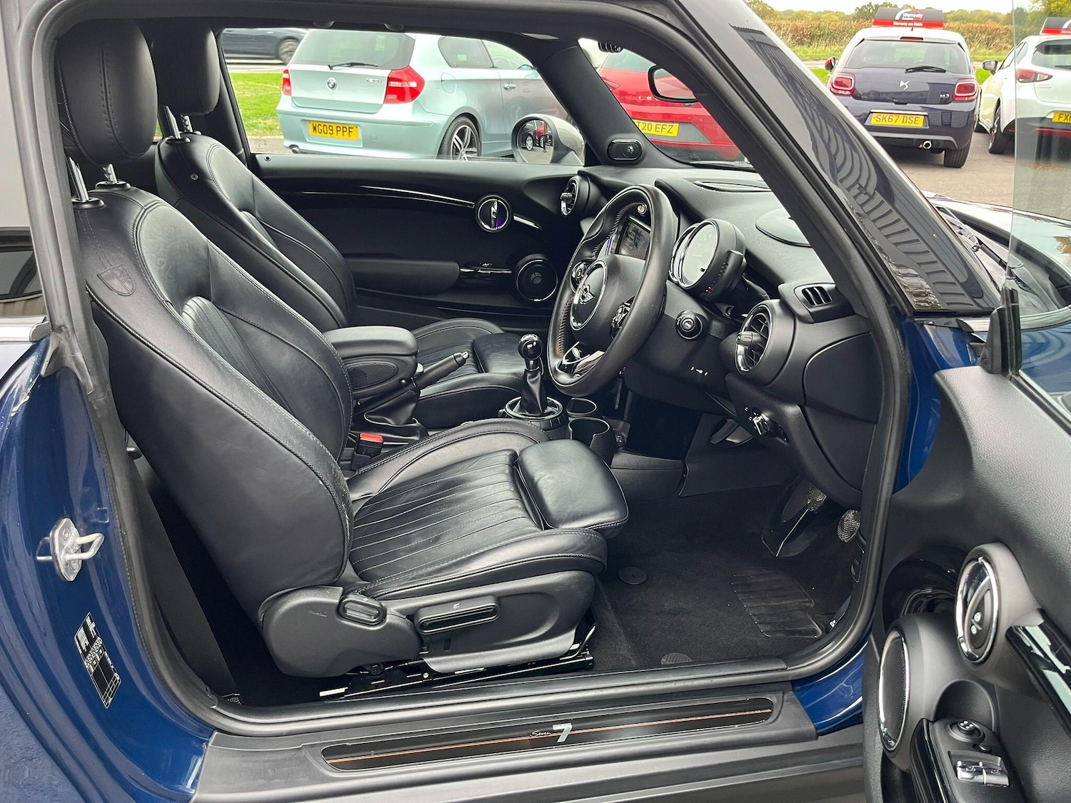 Used MINI Hatch 2017 for sale - 76989509: Photo 9