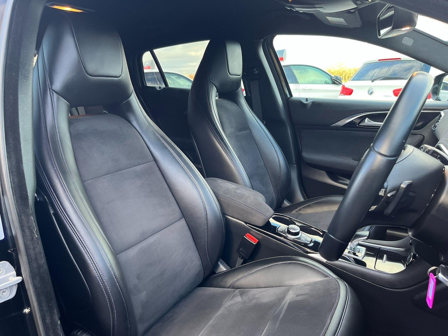 Used Infiniti Q30 2015 for sale - 76912972: Photo 11