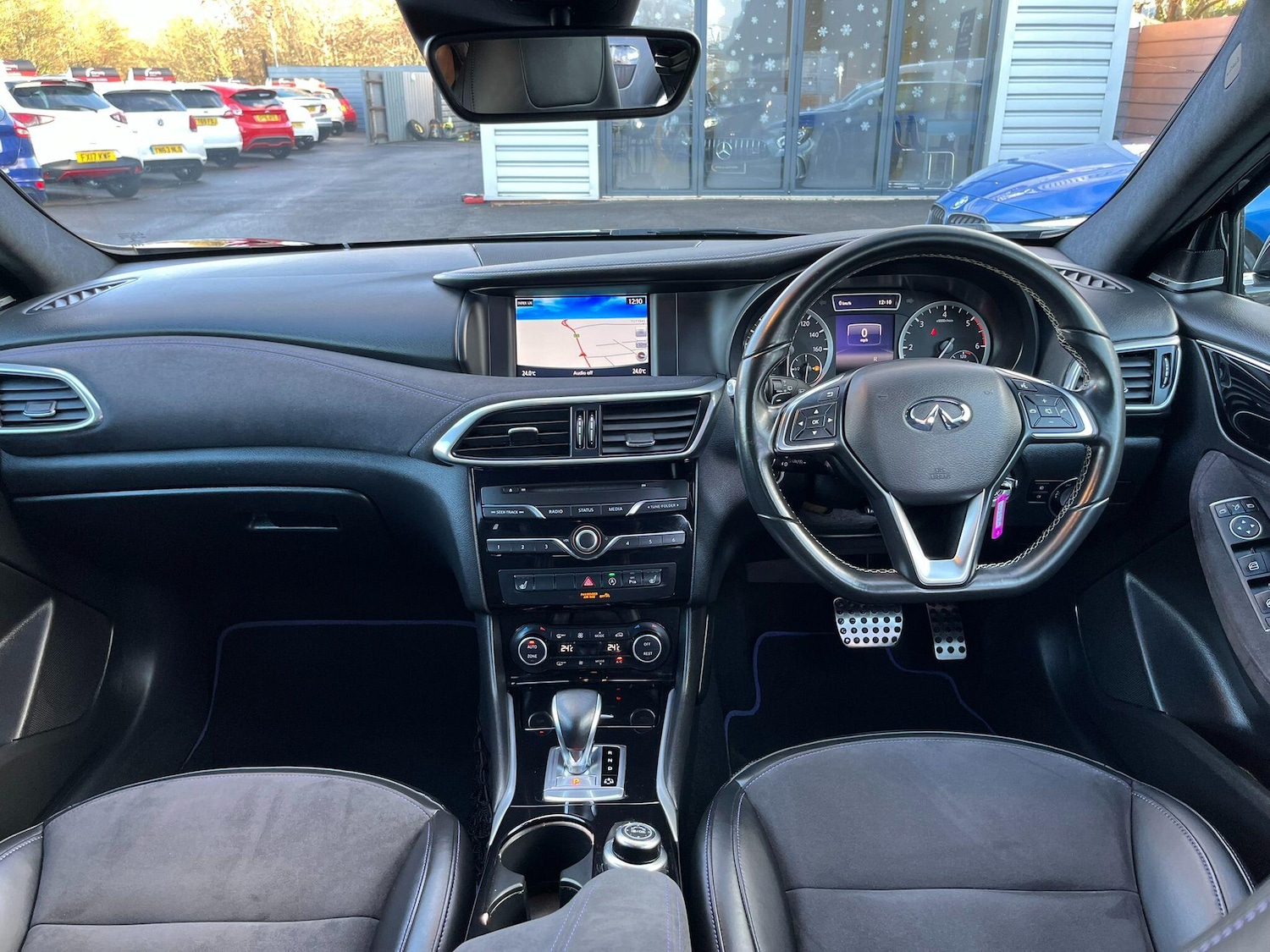 Used Infiniti Q30 2015 for sale - 76912972: Photo 14