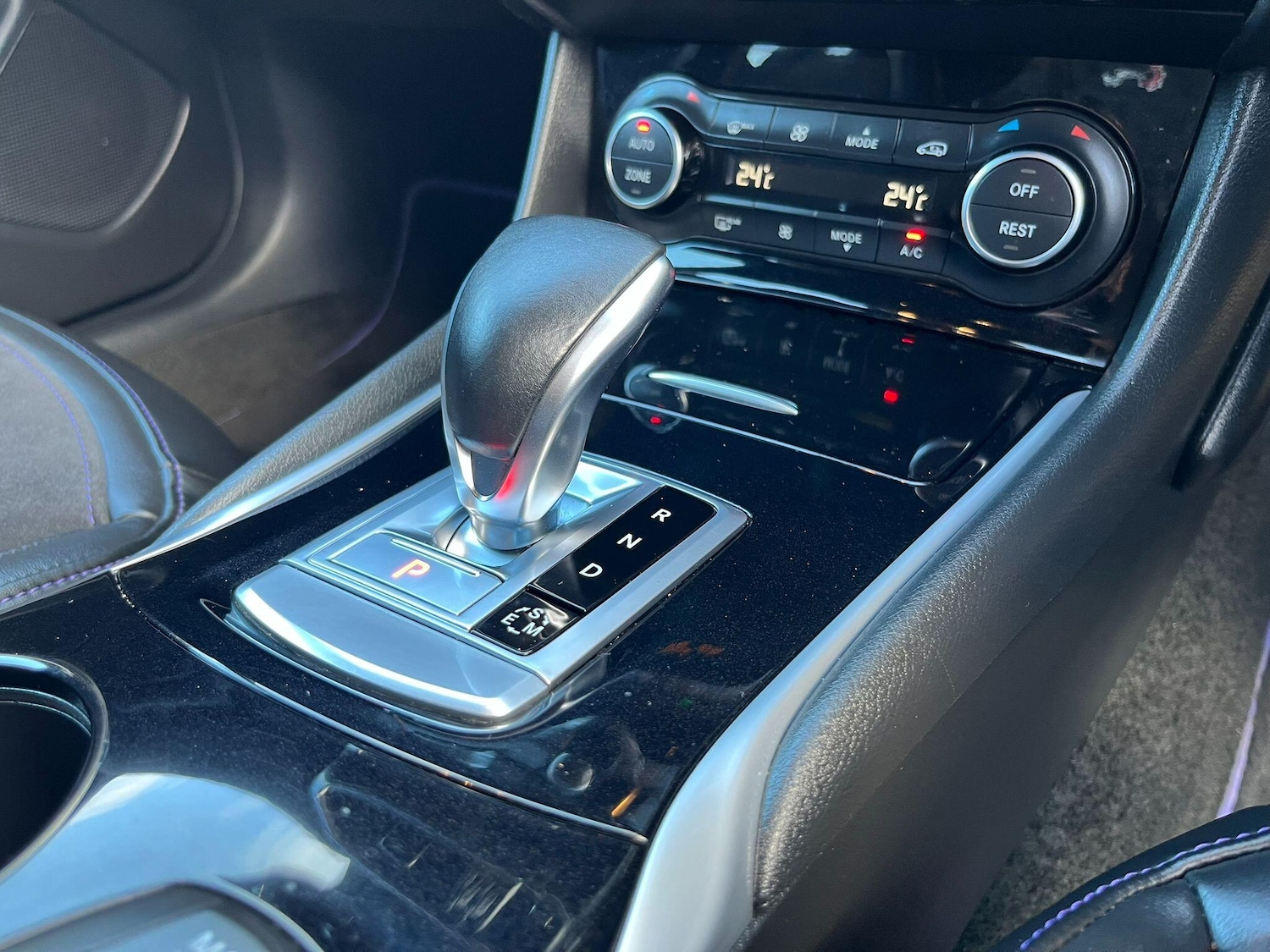 Used Infiniti Q30 2015 for sale - 76912972: Photo 25