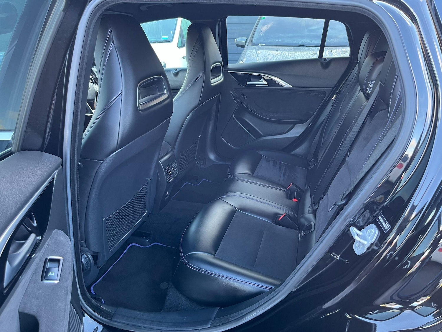 Used Infiniti Q30 2015 for sale - 76912972: Photo 32