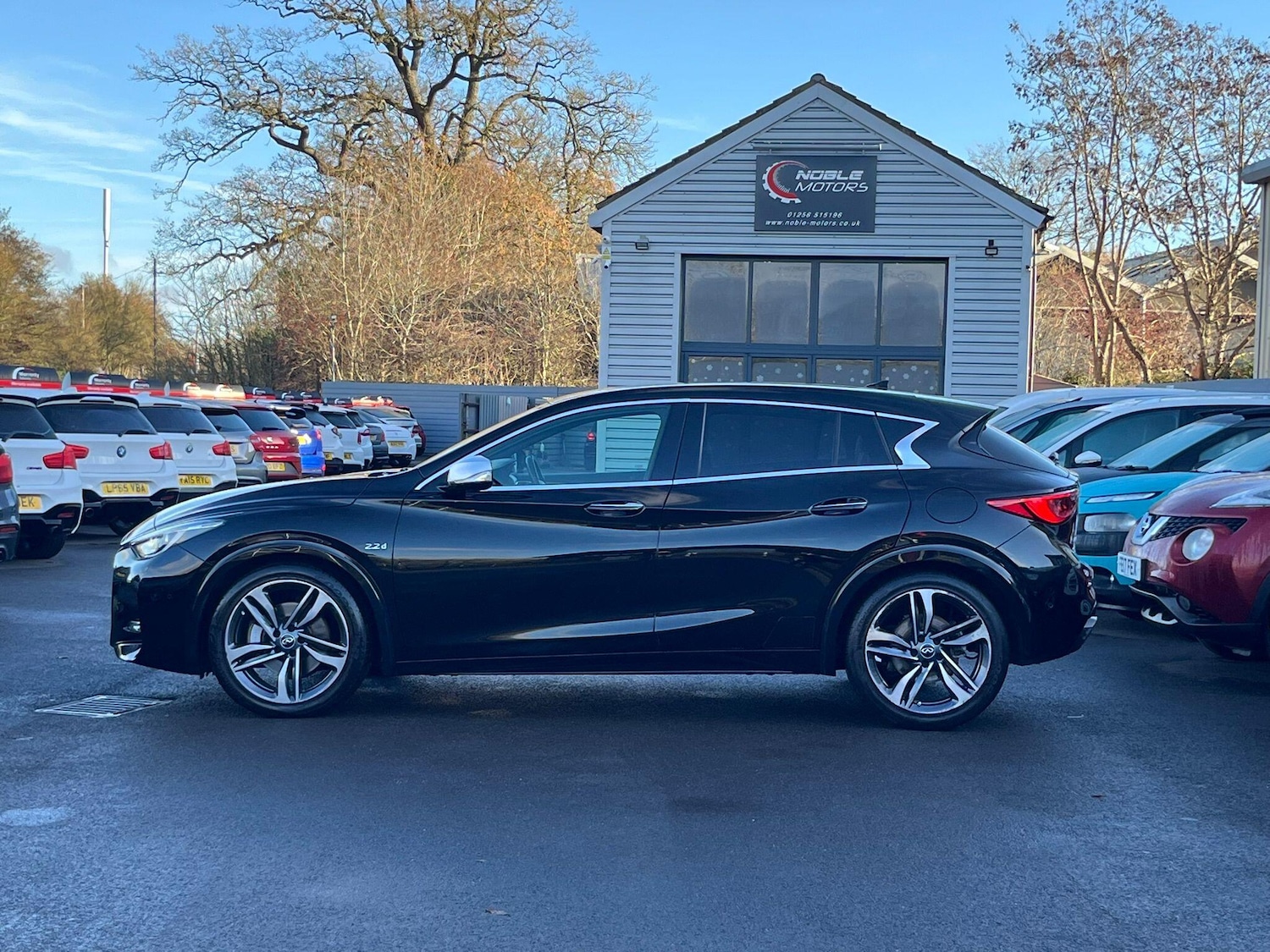 Used Infiniti Q30 2015 for sale - 76912972: Photo 4