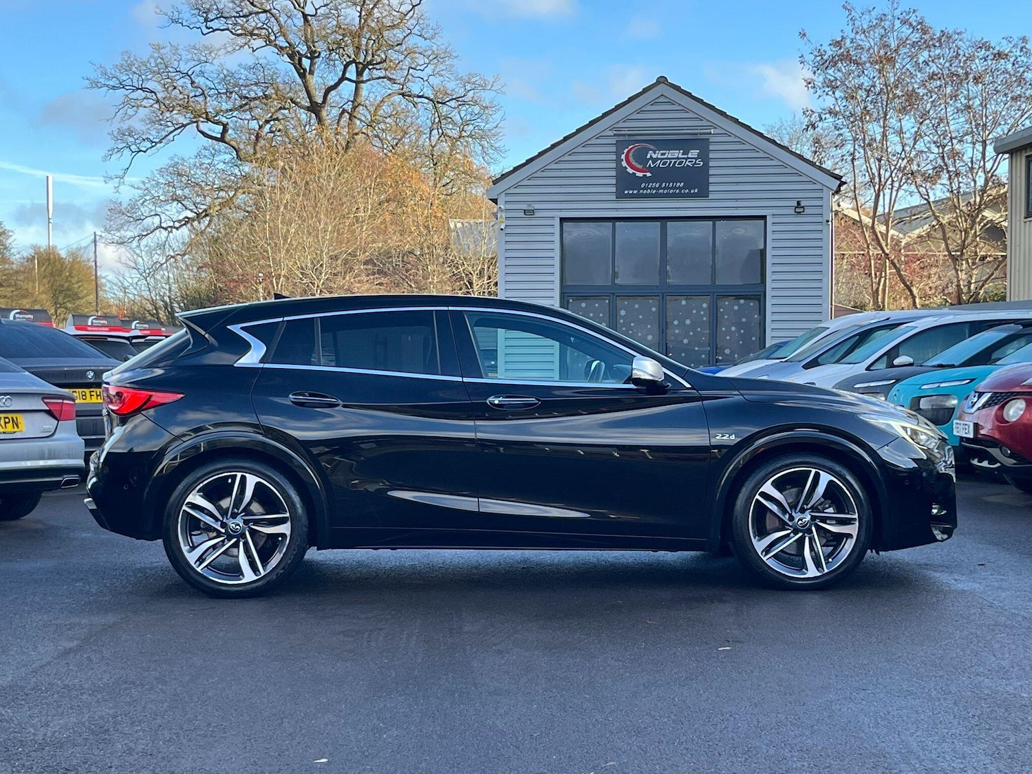 Used Infiniti Q30 2015 for sale - 76912972: Photo 8