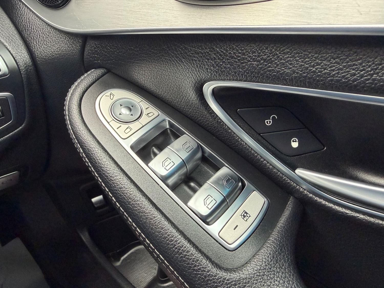 Used Mercedes-Benz C Class 2017 for sale - 77633560: Photo 22