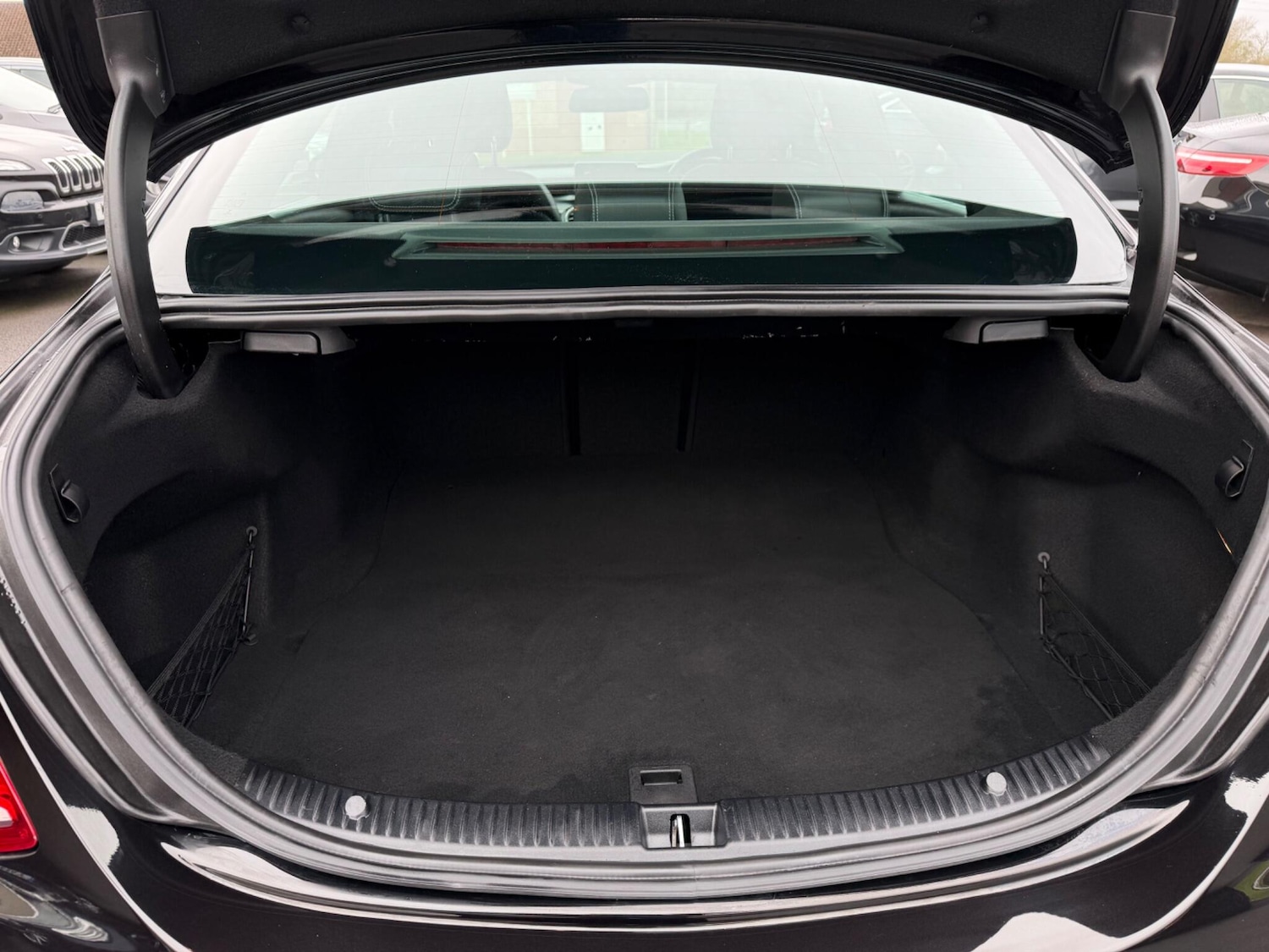 Used Mercedes-Benz C Class 2017 for sale - 77633560: Photo 24