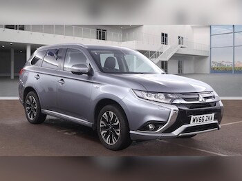 Used Mitsubishi Outlander 2016 for sale - 77345549: Photo
