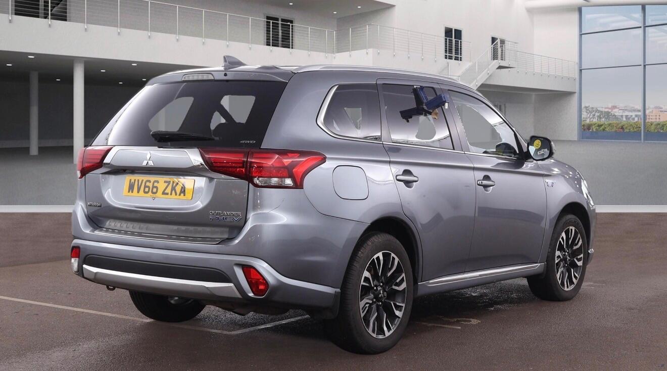 Used Mitsubishi Outlander for sale - 77345549: Photo 3