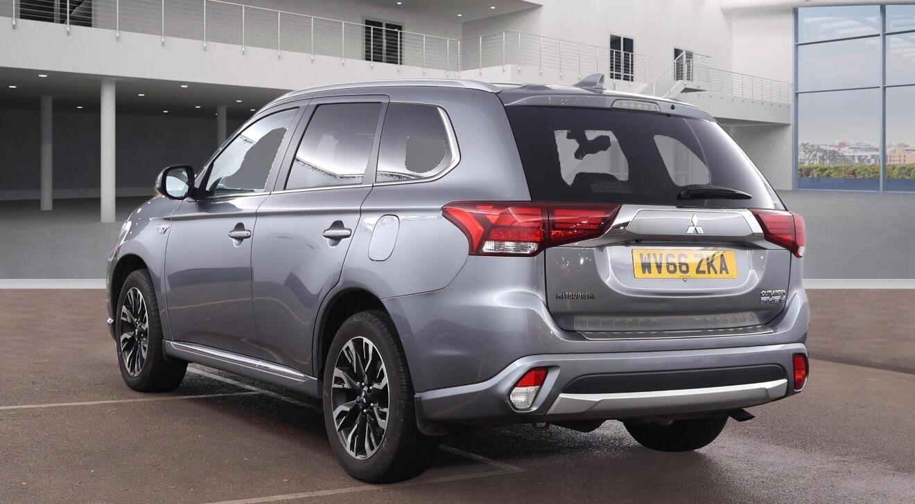 Used Mitsubishi Outlander for sale - 77345549: Photo 4