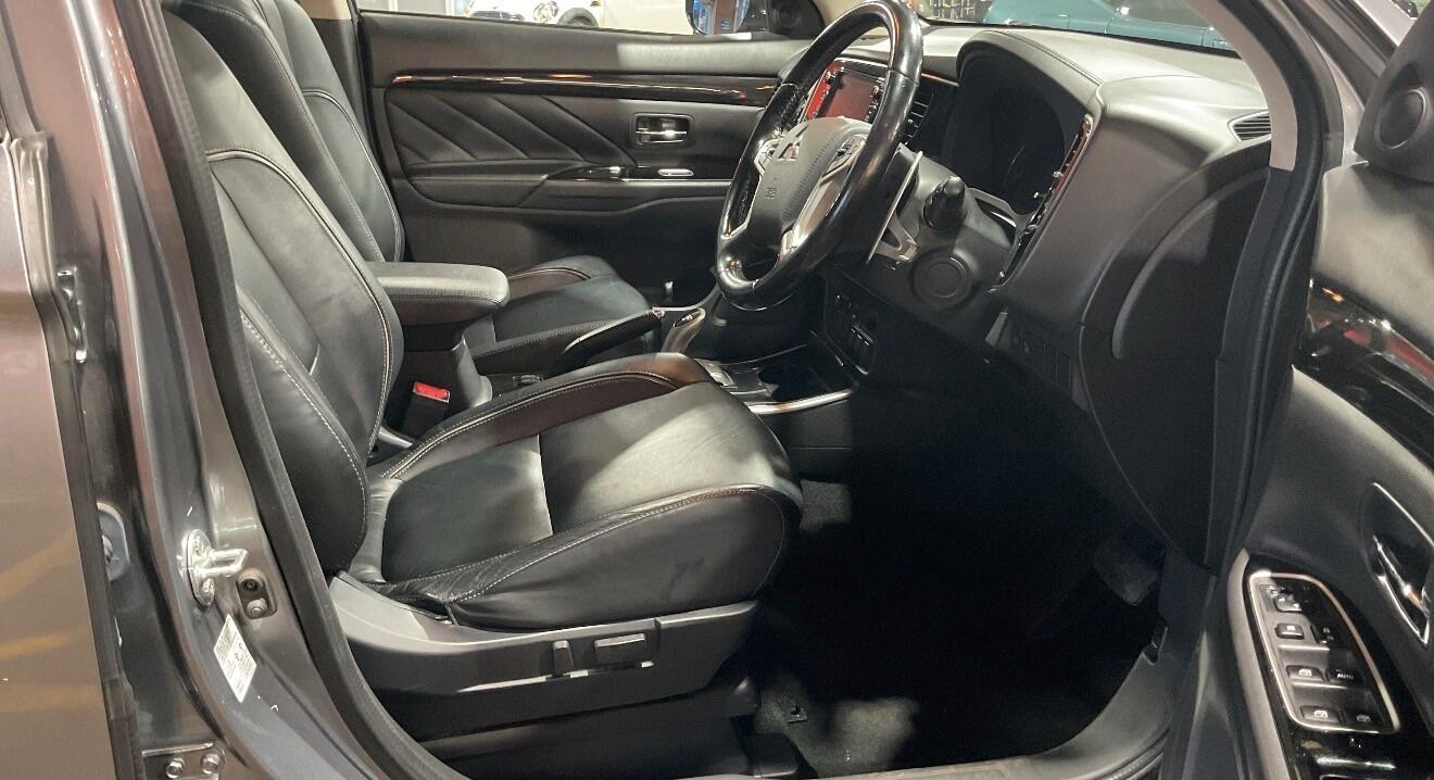 Used Mitsubishi Outlander for sale - 77345549: Photo 6