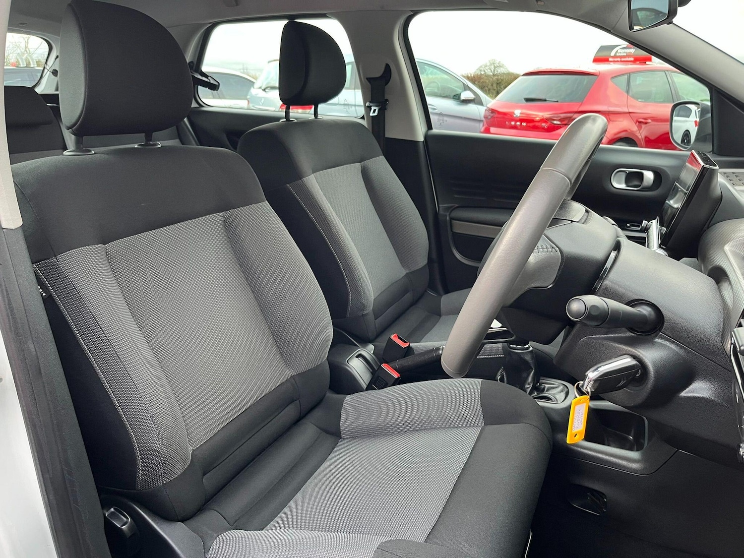 Used Citroen C4 Cactus 2015 for sale - 77156788: Photo 11