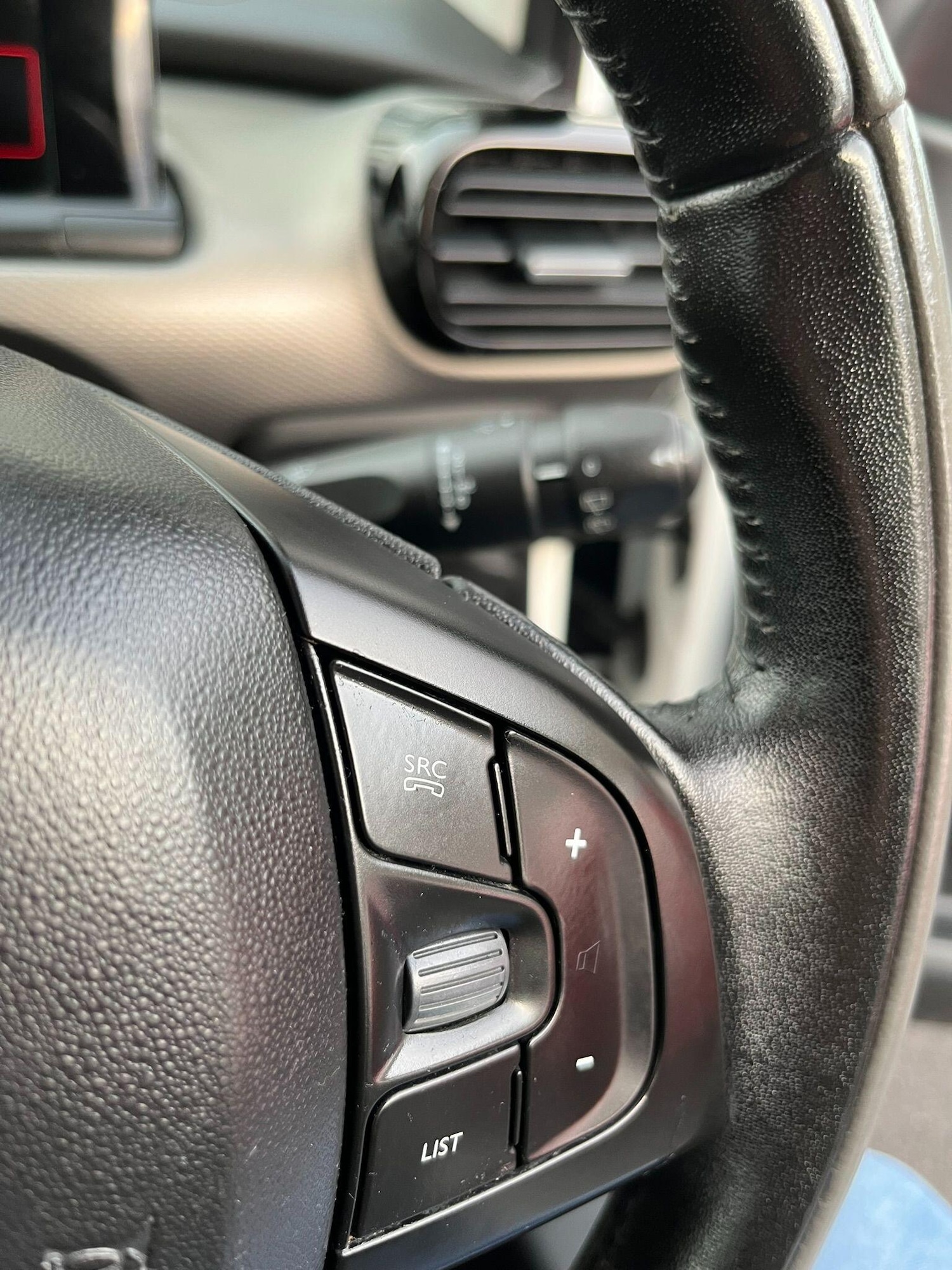 Used Citroen C4 Cactus 2015 for sale - 77156788: Photo 17