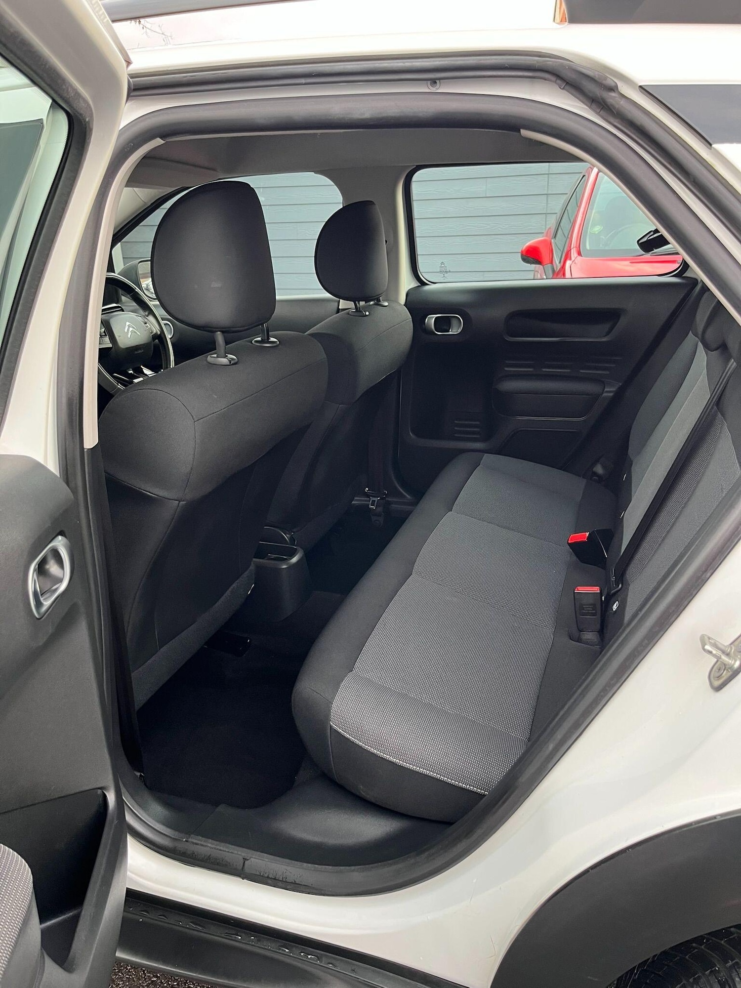 Used Citroen C4 Cactus 2015 for sale - 77156788: Photo 30