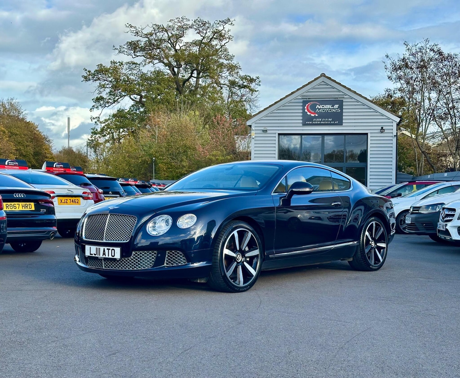 Used Bentley Continental 2011 for sale - 76992392: Photo 13