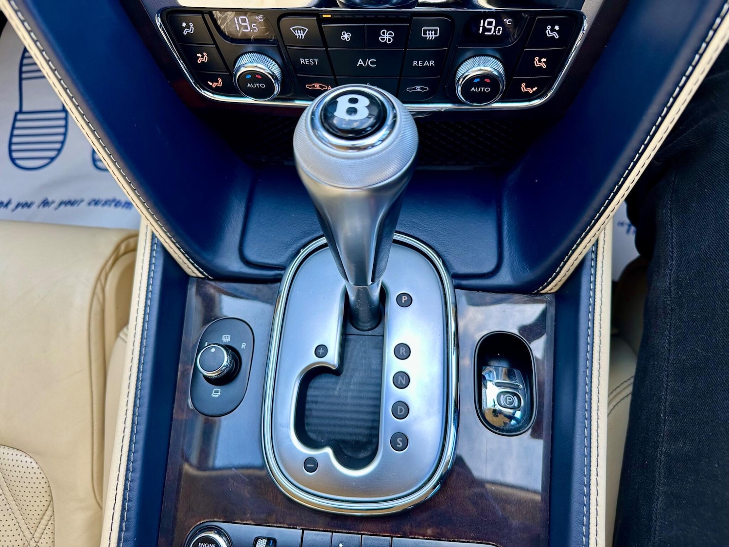 Used Bentley Continental 2011 for sale - 76992392: Photo 25