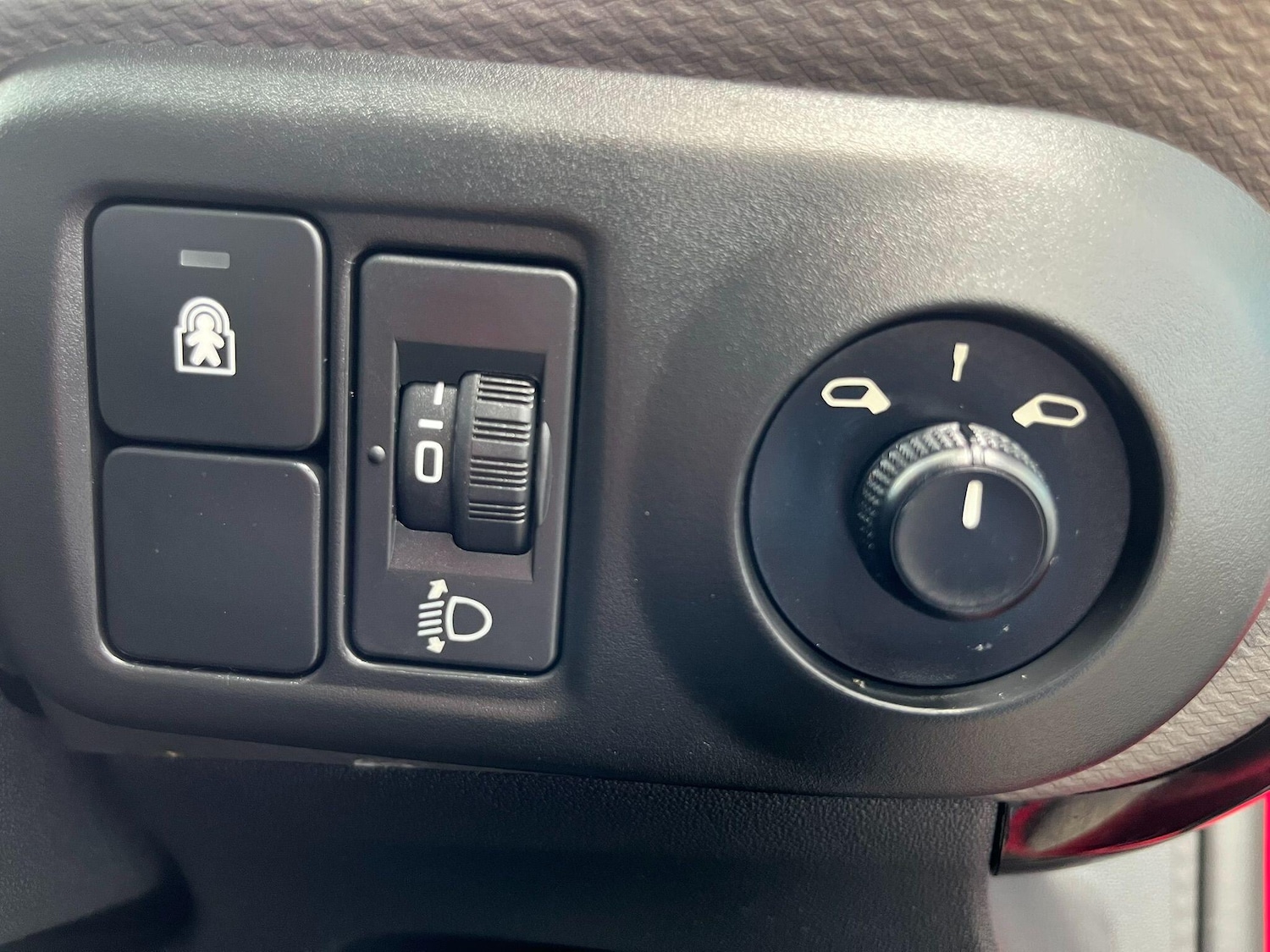 Used Citroen C4 Cactus 2016 for sale - 76349634: Photo 20