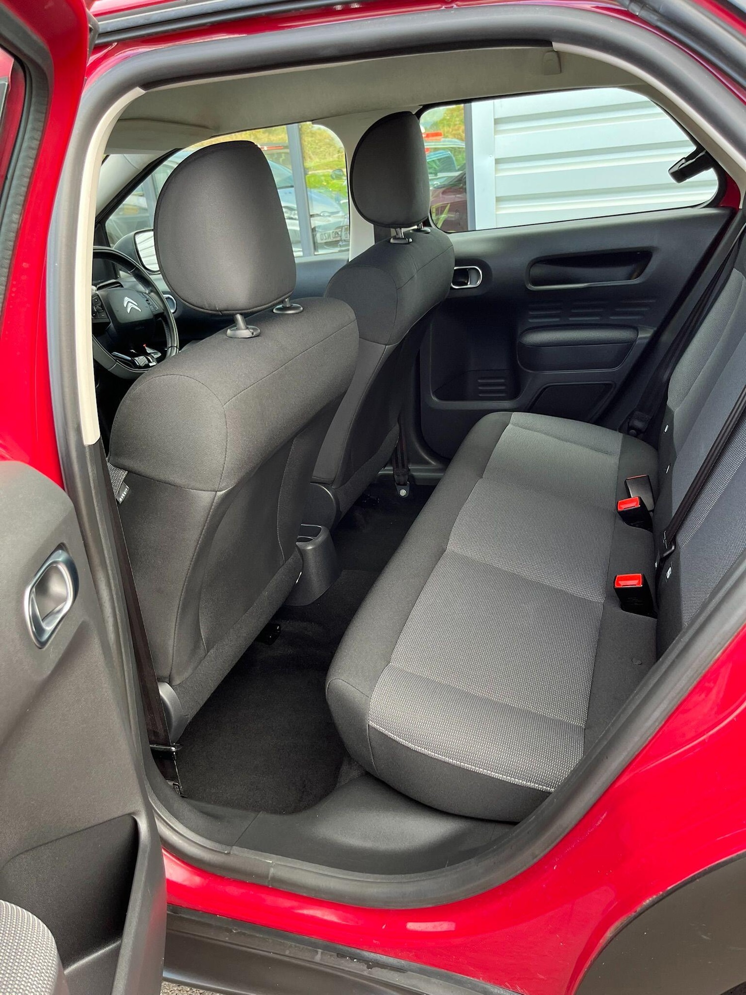 Used Citroen C4 Cactus 2016 for sale - 76349634: Photo 30