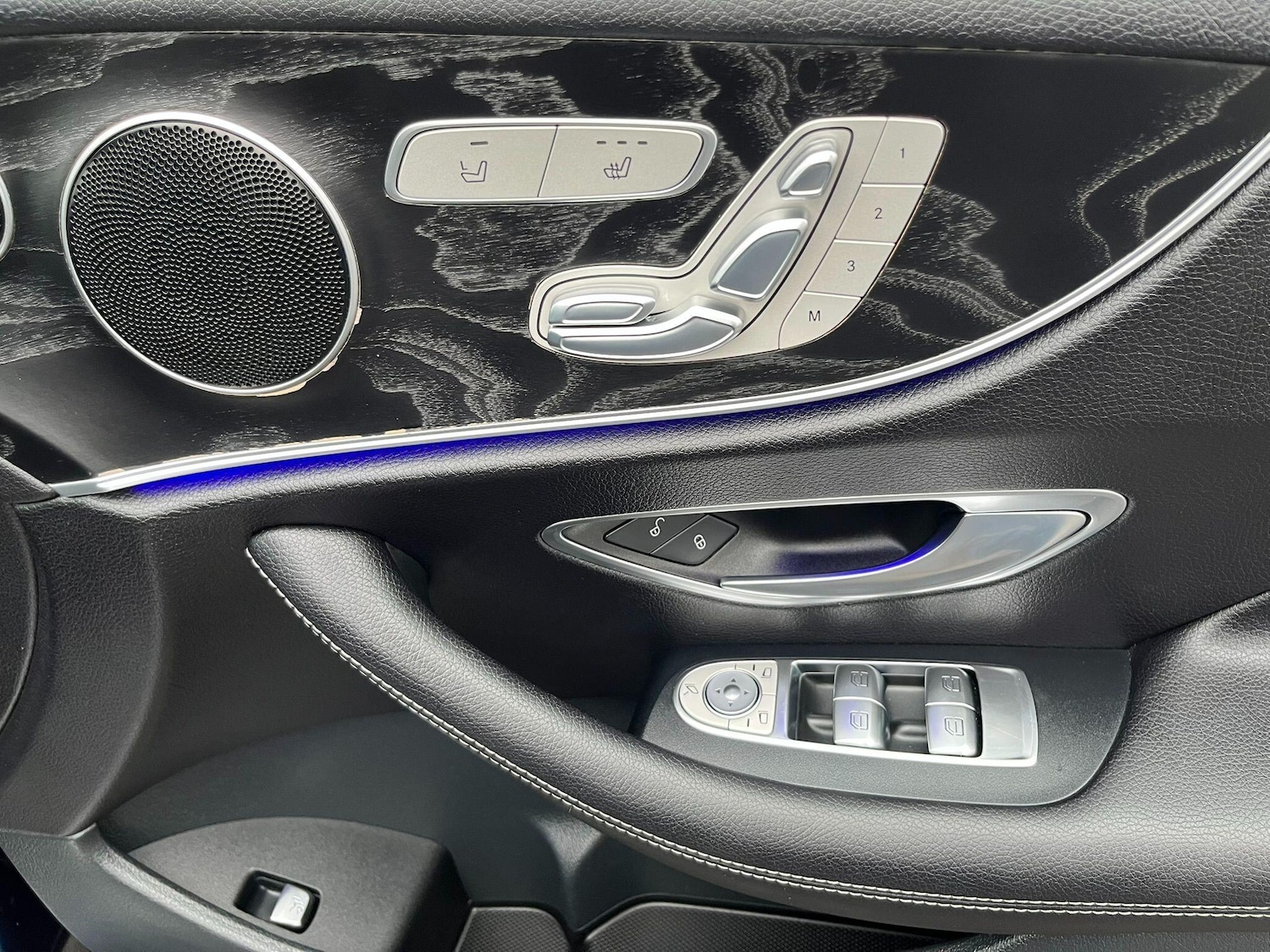 Used Mercedes-Benz E Class 2017 for sale - 76295945: Photo 12