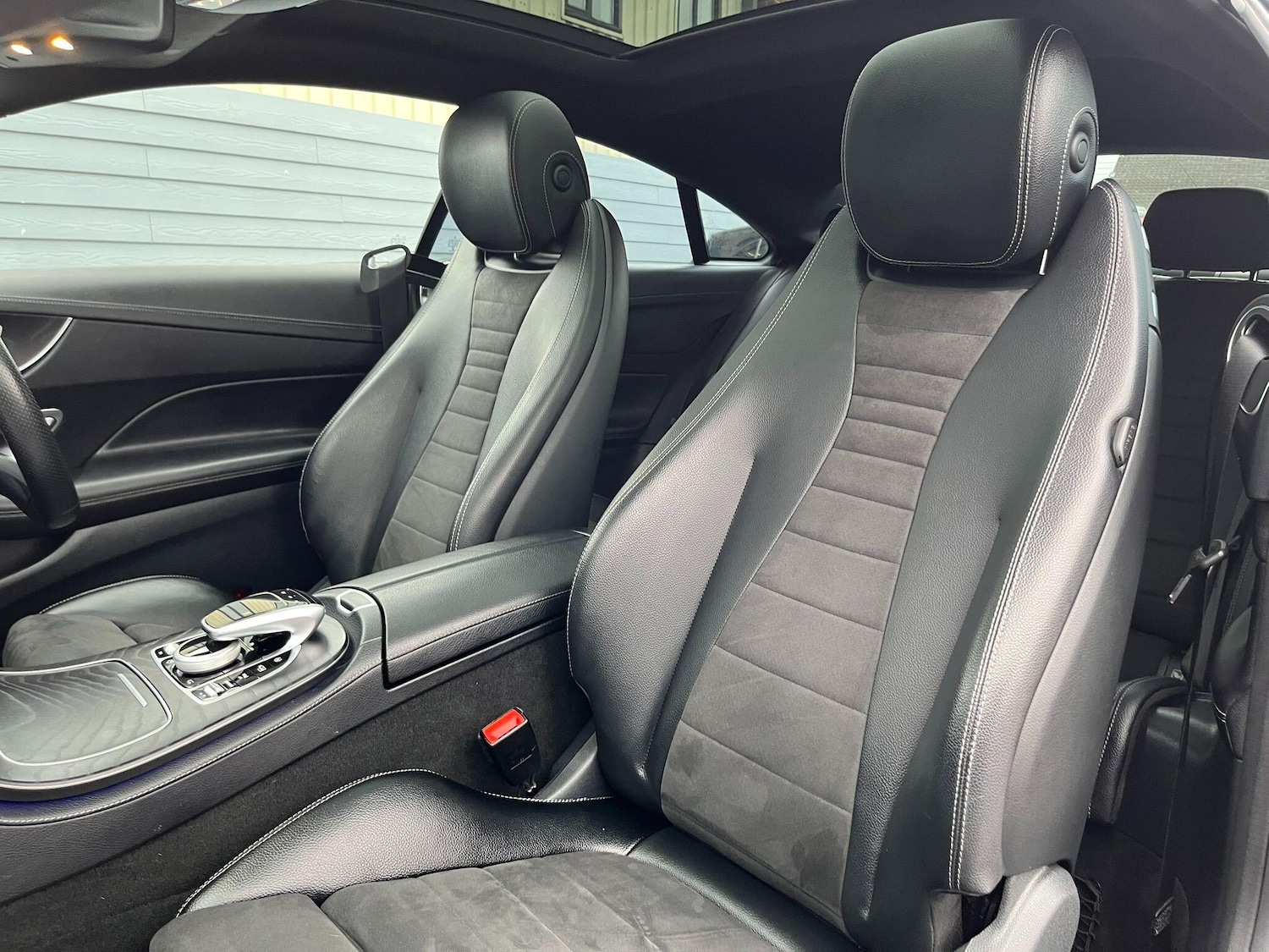 Used Mercedes-Benz E Class 2017 for sale - 76295945: Photo 32