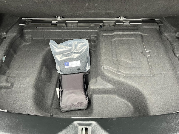 Used Mercedes-Benz E Class 2017 for sale - 76295945: Photo 40