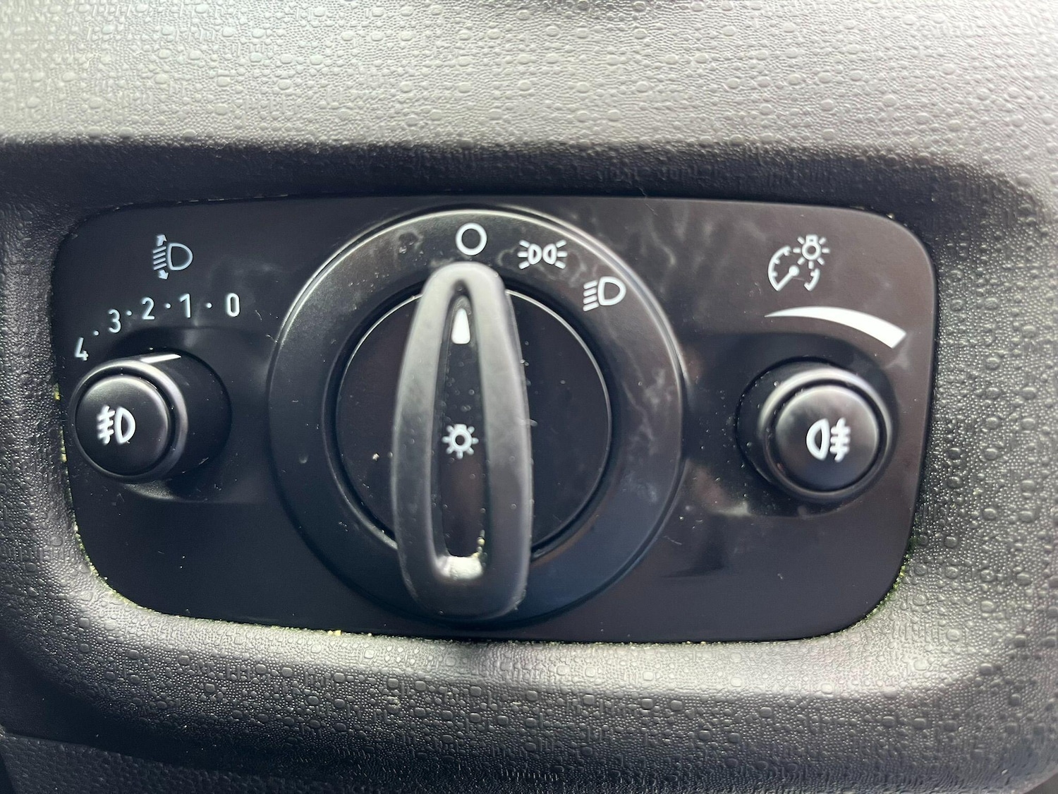 Used Ford Fiesta 2014 for sale - 76990201: Photo 18