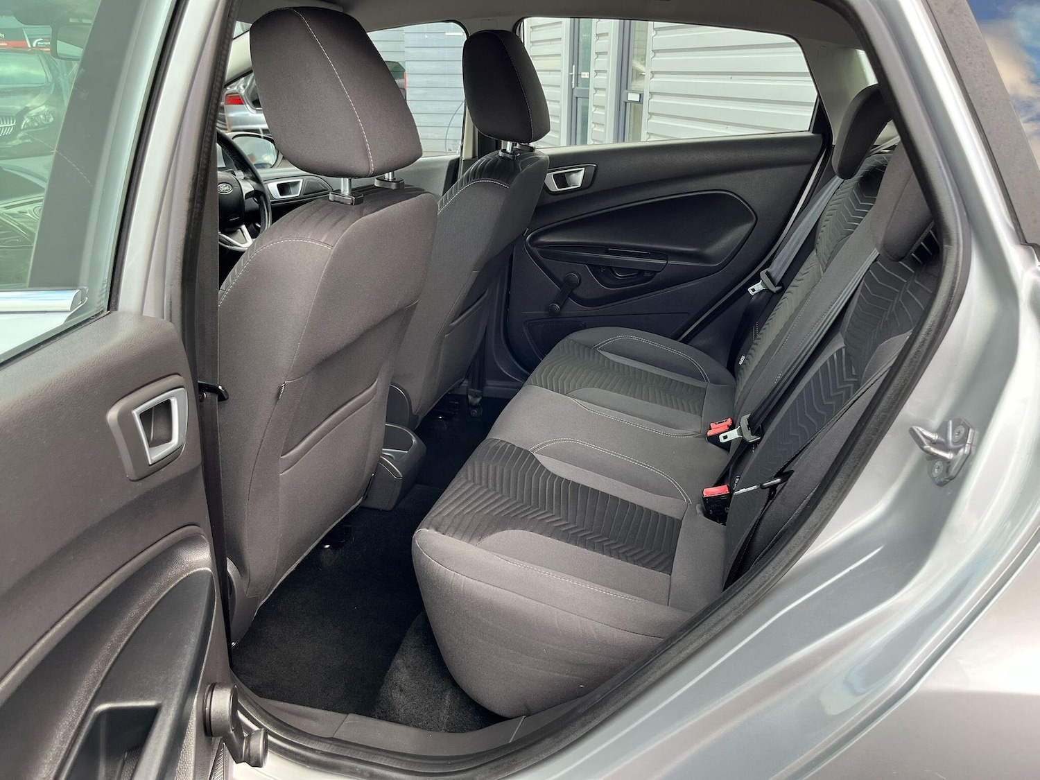 Used Ford Fiesta 2014 for sale - 76990201: Photo 28