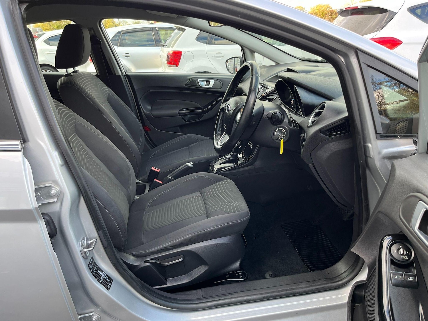 Used Ford Fiesta 2014 for sale - 76990201: Photo 9