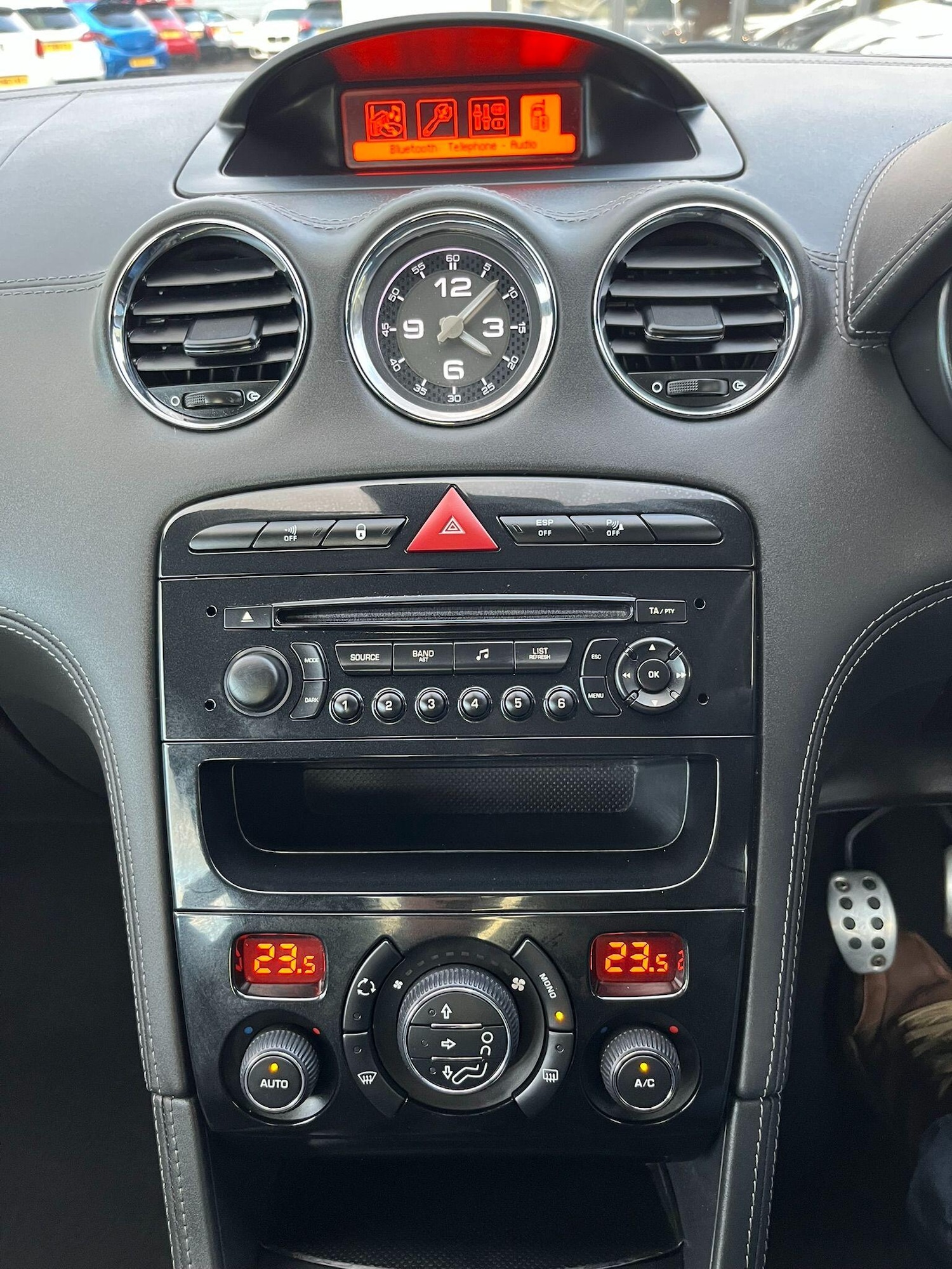 Used Peugeot RCZ 2012 for sale - 76632707: Photo 24