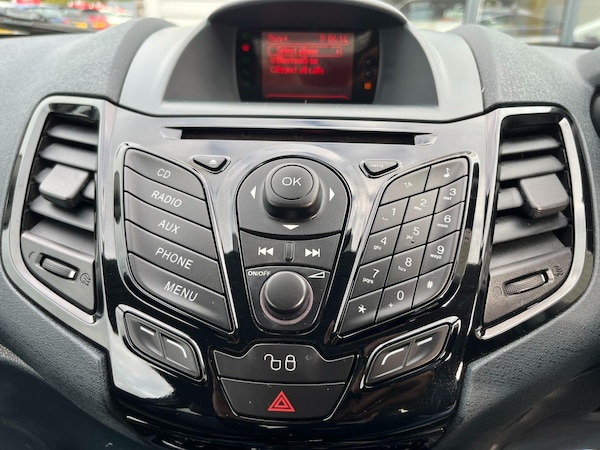 Used Ford Fiesta 2012 for sale - 76215282: Photo 21