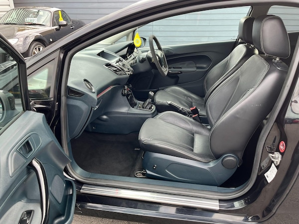 Used Ford Fiesta 2012 for sale - 76215282: Photo 22