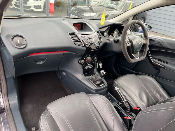 Used Ford Fiesta 2012 for sale - 76215282: Photo 23