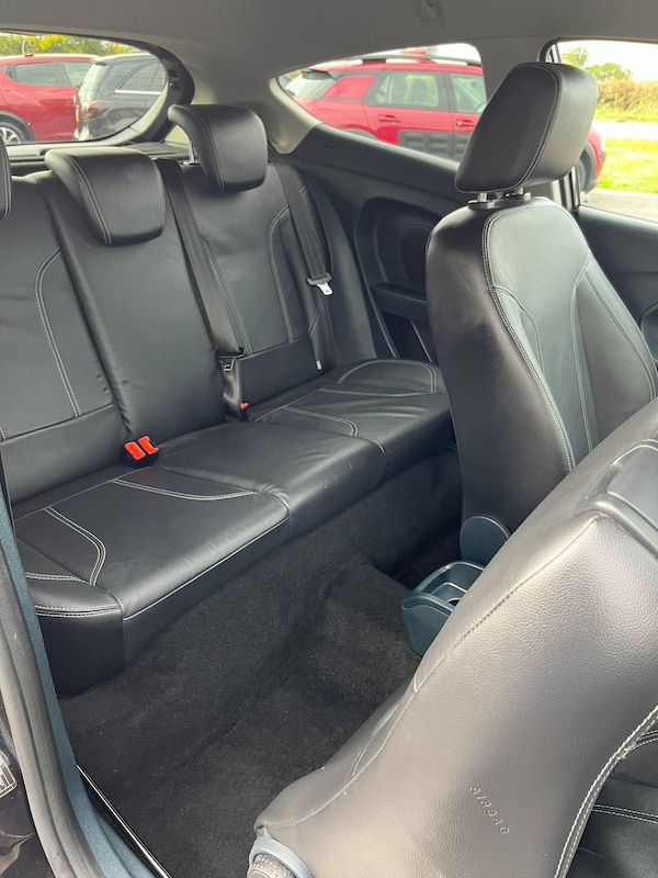 Used Ford Fiesta 2012 for sale - 76215282: Photo 27