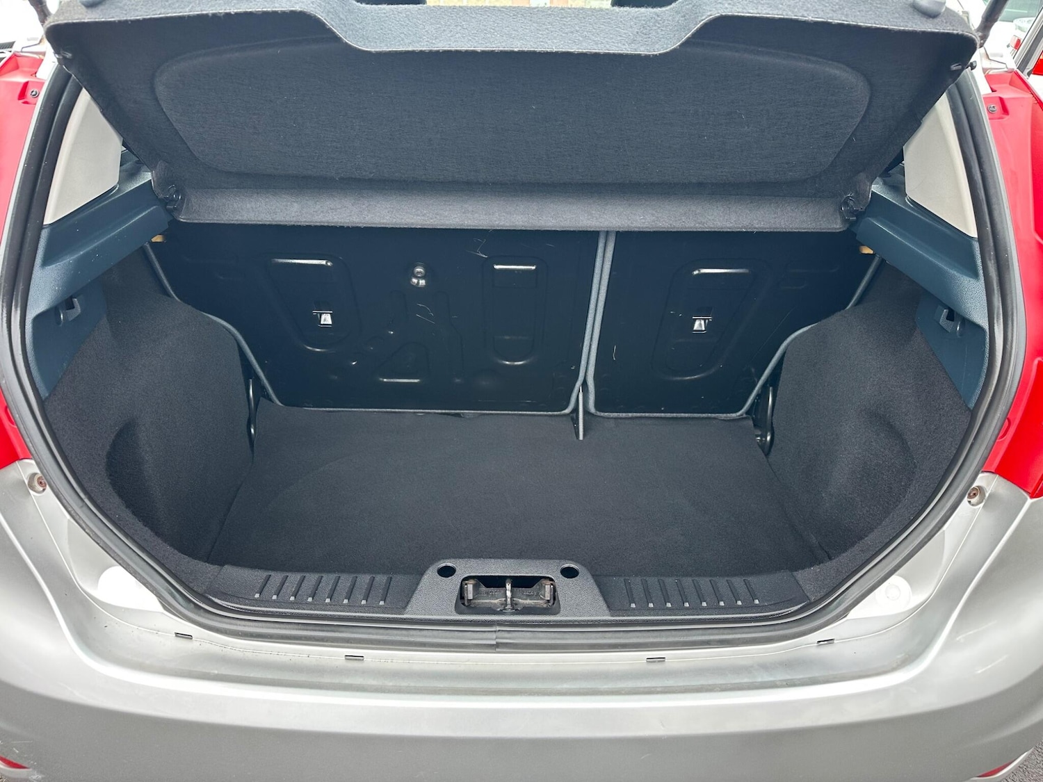 Used Ford Fiesta 2010 for sale - 76562286: Photo 15