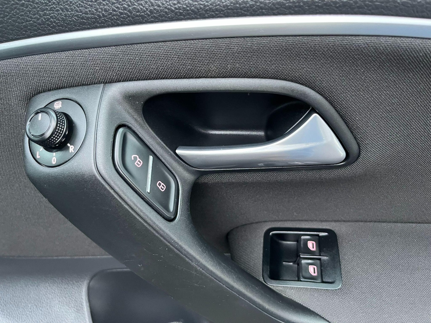 Used Volkswagen Polo 2015 for sale - 76976052: Photo 10